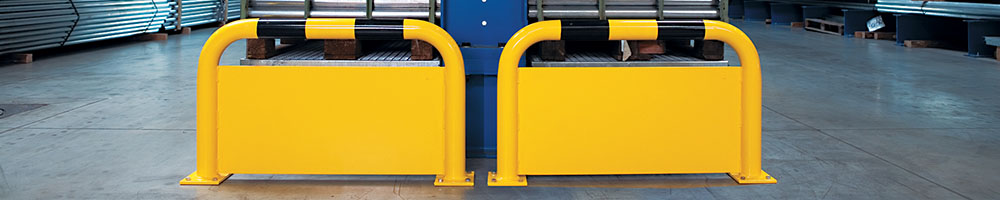 Steel yellow black and yellow hooped barriers with under-run