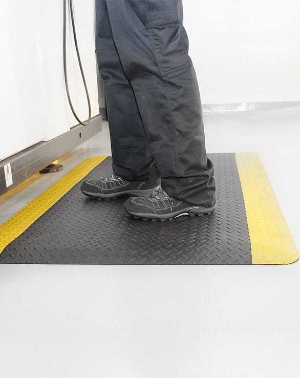 Deckplate Diamond Safety Mats