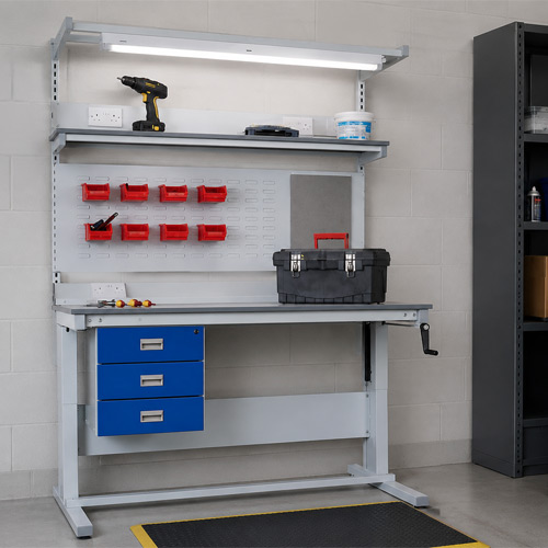Heavy Duty Manual Height Adjustable Workbenches